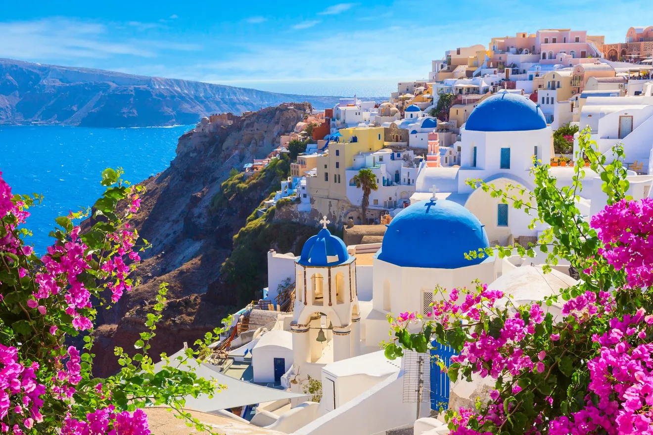 santorini3-1320x880